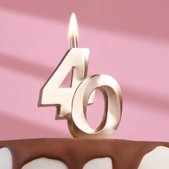 Свеча "40" Шампань, 10 см